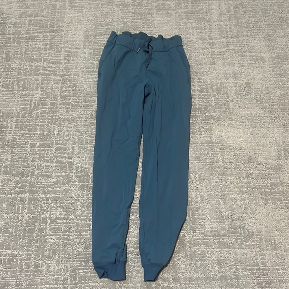 lululemon On The Fly Blue Joggers